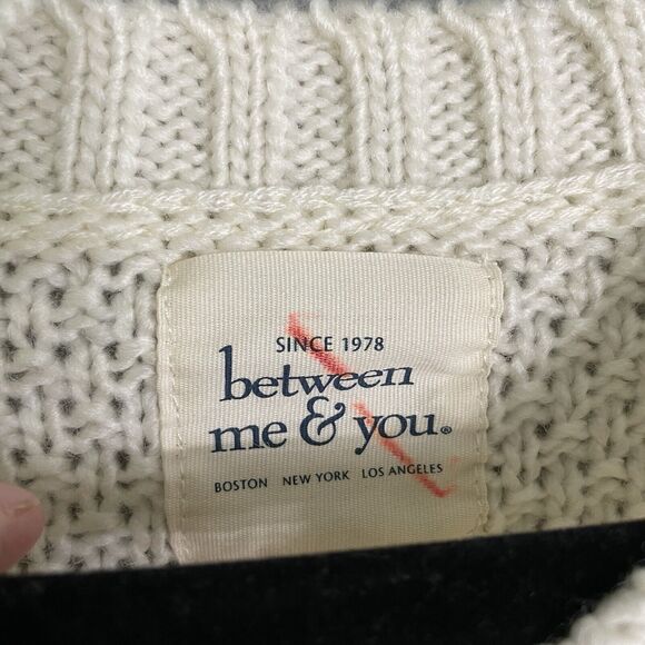 BETWEEN YOU & ME IVORY KNIT SWEATER 28% WOOL Sweater Small - Picture 2 of 8